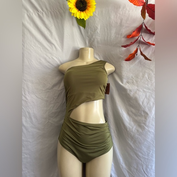 💚Shade & Shore Olive Green One-Shoulder Swimsuit💚 - Picture 11 of 11
